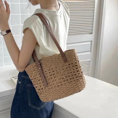 Túi cói nhỏ đeo vai dây da lệch, khoá kéo, đan họa tiết – Tiệm Cói Xinh 169k 3
