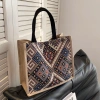 Túi cói quai xách vải canva cỡ lớn họa tiết thổ cẩm – Tote dạo phố, đi biển chỉ 42.500₫