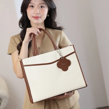 Túi công sở nữ da LIMI 3 màu - Ngăn laptop 14 inch riêng, tote A4, SORA 410k 7 Túi công sở nữ da LIMI 3 màu - Ngăn laptop 14 inch riêng, tote A4, SORA 410k 7