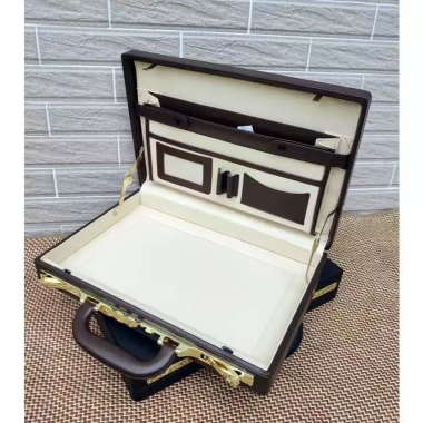 Túi da doanh nhân khóa số 8.013 - Đen nâu đa size, giảm giá 1,950,000 3 Túi da doanh nhân khóa số 8.013 - Đen nâu đa size, giảm giá 1,950,000 3