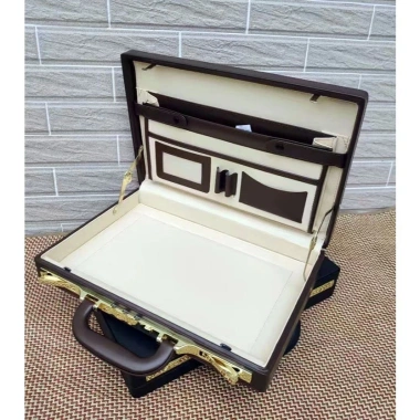 Túi da doanh nhân khóa số 8.013 - Đen nâu đa size, giảm giá 1,950,000