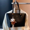 Túi da nữ công sở hiện đại kèm charm, hàng sẵn - Giá ưu đãi 245.000₫ 3