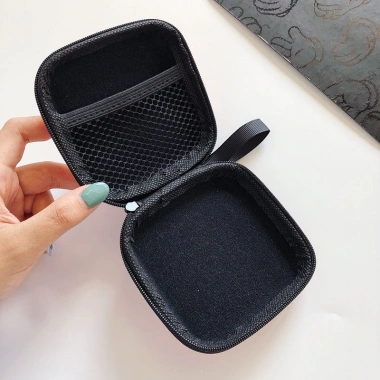 Túi da PU đa dụng đựng trang sức, cáp sạc, tai nghe, họa tiết hoạt hình dễ thương, giá 97.988đ 6 Túi da PU đa dụng đựng trang sức, cáp sạc, tai nghe, họa tiết hoạt hình dễ thương, giá 97.988đ 6