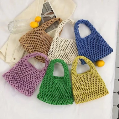 Túi đan lưới đi biển bé màu basic tươi mát, dáng basic dễ phối đồ, chỉ 99.000₫