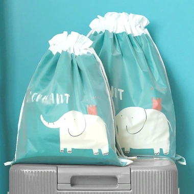 Túi dây rút 2 lớp chống nước đựng giày dép, quần áo du lịch Giá 24.000₫ 3 Túi dây rút 2 lớp chống nước đựng giày dép, quần áo du lịch Giá 24.000₫ 3