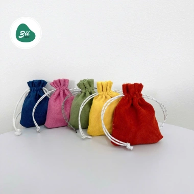 Túi dây rút mini vải nhung 3II HOME - Đựng mỹ phẩm, trang sức, đồ dùng cá nhân, nhiều màu 14.000đ 6 Túi dây rút mini vải nhung 3II HOME - Đựng mỹ phẩm, trang sức, đồ dùng cá nhân, nhiều màu 14.000đ 6