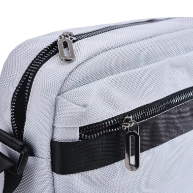 Túi đeo chéo 361 Unisex W512.531.022-2 – Giá 657.600₫, chất liệu bền, thiết kế thời trang 4 Túi đeo chéo 361 Unisex W512.531.022-2 – Giá 657.600₫, chất liệu bền, thiết kế thời trang 4