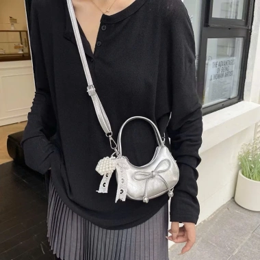 Túi đeo chéo A24 phối nơ xinh xắn, mặt ngọc & khóa kéo - Ken chỉ 83.000₫ 4