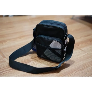 Túi đeo chéo EQT đa ngăn thời trang tiện dụng cho điện thoại giảm giá 199.000₫ 2 Túi đeo chéo EQT đa ngăn thời trang tiện dụng cho điện thoại giảm giá 199.000₫ 2
