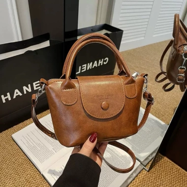 Túi đeo chéo Hàn Quốc A01 – Thiết kế thời trang, đa năng, giá chỉ 84.000₫