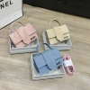 Túi đeo chéo mini thời trang hoạ tiết chữ đủ màu – Phù hợp bé và mẹ đi dạo phố, tiệc, đi chơi xinh mắt 9