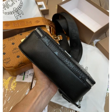 Túi Đeo Chéo Nam Cao Cấp Full Box - Thiết Kế Sang Trọng, Giá Ưu Đãi 500.000 VNĐ 2