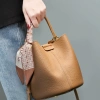 Túi Đeo Chéo Nữ Da Bò Cao Cấp Ladysam Bucket Bag Size 18 Dáng Xô Basic Công Sở 6