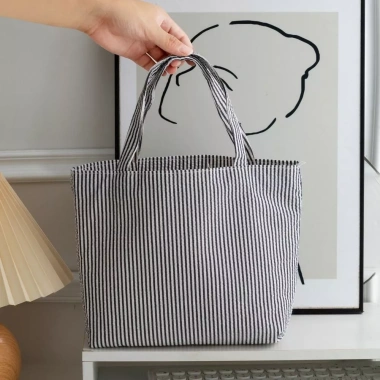 Túi đeo vai OLVIDO Tote chần bông dung lượng lớn, họa tiết sọc - Giá chỉ 128.520₫