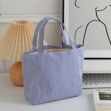Túi đeo vai OLVIDO Tote chần bông dung lượng lớn, họa tiết sọc - Giá chỉ 128.520₫ 9 Túi đeo vai OLVIDO Tote chần bông dung lượng lớn, họa tiết sọc - Giá chỉ 128.520₫ 9