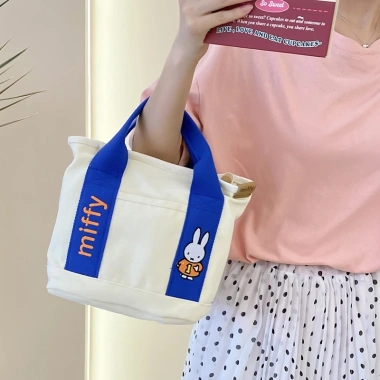 Túi du lịch canvas dung tích lớn màu trơn cho nữ - Giá ưu đãi 49.356 VND 25 Túi du lịch canvas dung tích lớn màu trơn cho nữ - Giá ưu đãi 49.356 VND 25