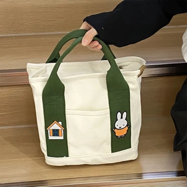 Túi du lịch canvas dung tích lớn màu trơn cho nữ - Giá ưu đãi 49.356 VND 26 Túi du lịch canvas dung tích lớn màu trơn cho nữ - Giá ưu đãi 49.356 VND 26