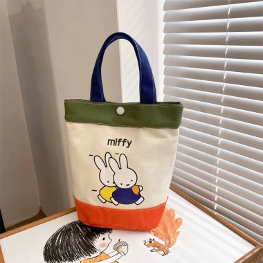 Túi du lịch canvas dung tích lớn màu trơn cho nữ - Giá ưu đãi 49.356 VND 35 Túi du lịch canvas dung tích lớn màu trơn cho nữ - Giá ưu đãi 49.356 VND 35