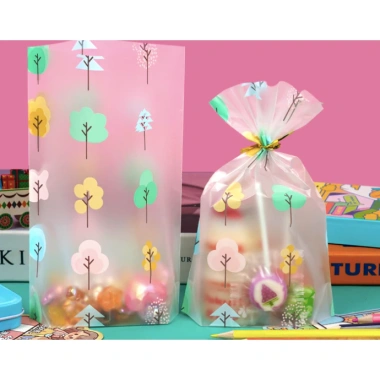 Túi đựng bánh kẹo 20x28cm 20 chiếc, giá chỉ 44.000đ, chất liệu bền, thích hợp tiệc 8 Túi đựng bánh kẹo 20x28cm 20 chiếc, giá chỉ 44.000đ, chất liệu bền, thích hợp tiệc 8