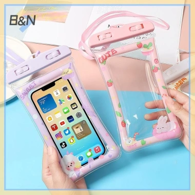 Túi đựng điện thoại hoạt hình chống nước B&N - Khô 100% cho bơi lặn, trượt tuyết, bãi biển, chỉ 44.064₫ 2 Túi đựng điện thoại hoạt hình chống nước B&N - Khô 100% cho bơi lặn, trượt tuyết, bãi biển, chỉ 44.064₫ 2