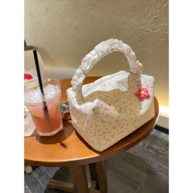 Túi Đựng Đồ Trang Điểm Makeup Kumi Túi Vải Du Lịch Có Quai Cầm Giá chỉ 35.900₫ 3