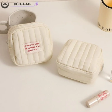 Túi Đựng Mỹ Phẩm Nữ Du Lịch – Bảo Quản, Vệ Sinh, Kèm Cáp Sạc, Chỉ 65.556₫ 4 Túi Đựng Mỹ Phẩm Nữ Du Lịch – Bảo Quản, Vệ Sinh, Kèm Cáp Sạc, Chỉ 65.556₫ 4