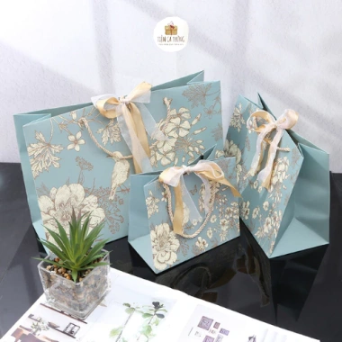 Túi Đựng Quà Sang Trọng Ý Nghĩa - Dành Cho Sinh Nhật, Giáng Sinh, 14/2, 8/3, 20/10 - Giá 9.800đ Tiệm Cá Trứng
