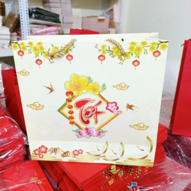 Túi đựng quà TẾT đa năng 2.025 - Túi quà tặng doanh nghiệp, chất liệu bền, in logo, giảm giá 18% chỉ 13.500₫