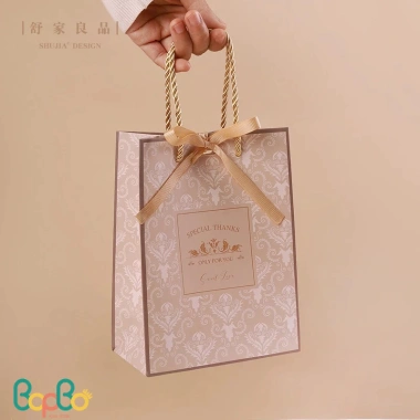 Túi đựng quà Tết và mỹ phẩm sang trọng size to 26x12x33cm/21x11x27cm - Giá 4.750₫