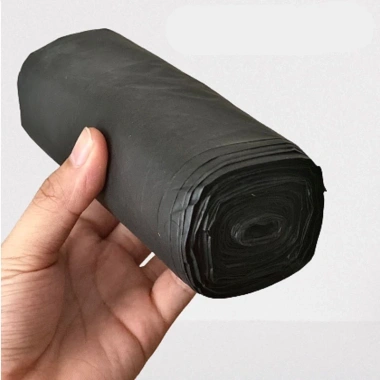 Túi đựng rác màu đen 3 cuộn 1kg - Giá chỉ 34.900 VND, chất liệu bền, không rò rỉ 1 Túi đựng rác màu đen 3 cuộn 1kg - Giá chỉ 34.900 VND, chất liệu bền, không rò rỉ 1