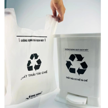 Túi đựng rác y tế tự phân hủy SÓNG VÀNG 1kg - Quai đa size, đa màu, chỉ 61.500₫ 9 Túi đựng rác y tế tự phân hủy SÓNG VÀNG 1kg - Quai đa size, đa màu, chỉ 61.500₫ 9