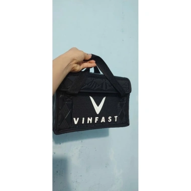 Túi đựng sạc ngang cho xe điện Vinfast: Tiện lợi, bảo vệ an toàn, giá 109.000₫ 6