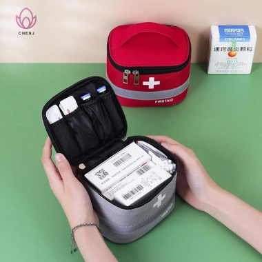 Túi đựng thuốc lớn, bộ sơ cứu di động đa năng cho ô tô & nhà - Giá chỉ 44.220₫