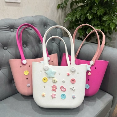 Túi EVA thời trang đi biển mùa hè không thấm nước, kèm charm - chỉ 169k 10