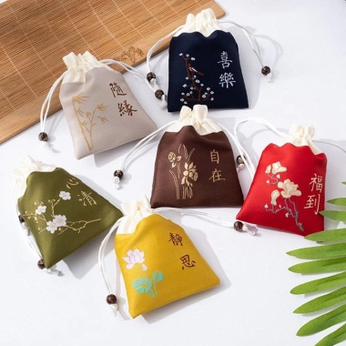 Túi Gấm Đựng Trang Sức Thêu Hoa Sen 8x10cm Giá 15.000₫ Sang Trọng Độc Đáo