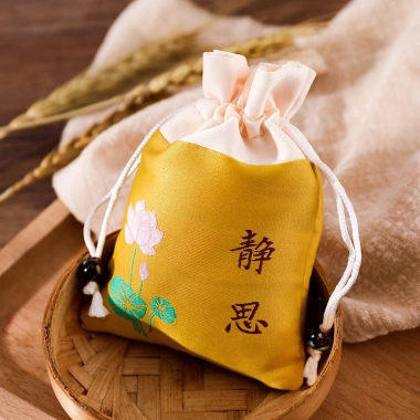 Túi Gấm Đựng Trang Sức Thêu Hoa Sen 8x10cm Giá 15.000₫ Sang Trọng Độc Đáo