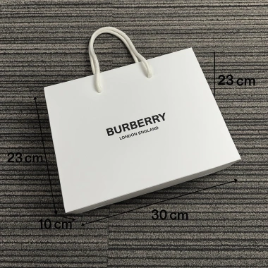 Túi giấy Burberry 30x23x10 - Sang trọng, giá ưu đãi 30.000 VND (giảm từ 37.500)