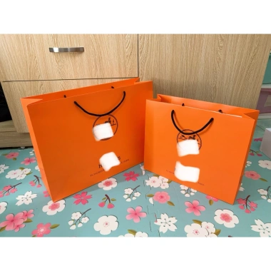 Túi giấy đa thương hiệu, hàng có sẵn, giá chỉ 29.000đ - bền, tiện lợi, phù hợp mọi nhu cầu