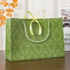Túi giấy đựng quà màu matcha họa tiết sang trọng kèm ruy băng - Giá chỉ 12.545₫
