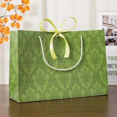 Túi giấy đựng quà màu matcha họa tiết sang trọng kèm ruy băng - Giá chỉ 12.545₫
