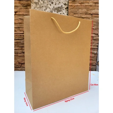 Túi giấy đựng quà tặng màu đỏ trơn – giấy dày cứng cáp, quai xỏ – Túi quà Tết 8