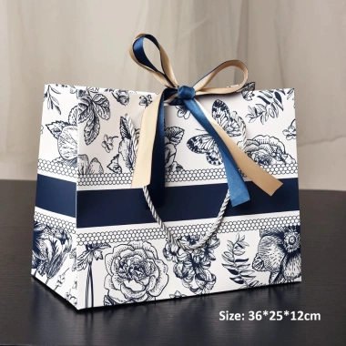 Túi giấy LILA TUIQUATO168 họa tiết sang trọng, đa kích thước - Giá ưu đãi 40.999đ 2 Túi giấy LILA TUIQUATO168 họa tiết sang trọng, đa kích thước - Giá ưu đãi 40.999đ 2