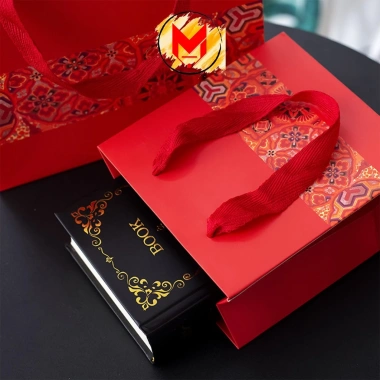 Túi Giấy Thổ Cẩm Đỏ Quà Tết và Trung Thu, Túi Đựng Quà Cứng Hoa Văn MILCA 17,019₫ 4 Túi Giấy Thổ Cẩm Đỏ Quà Tết và Trung Thu, Túi Đựng Quà Cứng Hoa Văn MILCA 17,019₫ 4