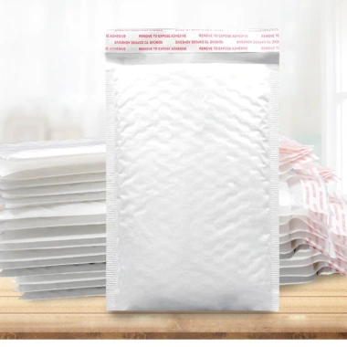 Túi Gói Hàng 13x13cm SỈ Thùng 700 Túi Xốp Chống Sốc, Sẵn Keo Dán, Bảo Vệ Hàng 440k 2