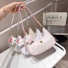 Túi kẹp nách đeo chéo nữ họa tiết mèo Kitty, charm, giảm 17% chỉ 73.000 VND 9