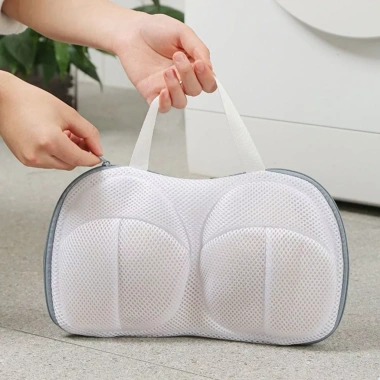 Túi Lưới Bảo Vệ Quần Áo & Đồ Lót Cho Máy Giặt - Giá Ưu Đãi 99.000 VND 4 Túi Lưới Bảo Vệ Quần Áo & Đồ Lót Cho Máy Giặt - Giá Ưu Đãi 99.000 VND 4