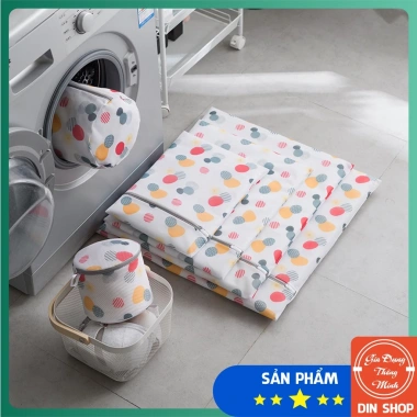 Túi lưới giặt bảo quản quần áo, đồ lót trong máy giặt - Giá 31.200₫ (giảm từ 40.560₫) 3 Túi lưới giặt bảo quản quần áo, đồ lót trong máy giặt - Giá 31.200₫ (giảm từ 40.560₫) 3