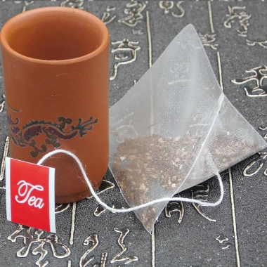 Túi lưới tam giác Hàn Nhiệt Miệng KIZOTA - Dây tem đỏ nhúng trà thảo dược, set 100 túi lọc, chỉ 28.000đ