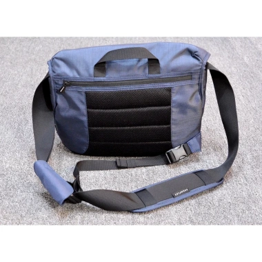Túi máy ảnh Crumpler Proper Roady 7.500 có ngăn iPad - Giá chỉ 346.500₫