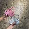 Túi mini đeo chéo dạng bàu chữ nổi kèm gấu treo, cute thời trang, giá 75.000đ 2